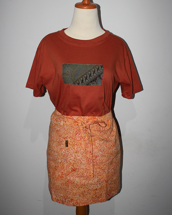 bali sain clothes and aprons 57