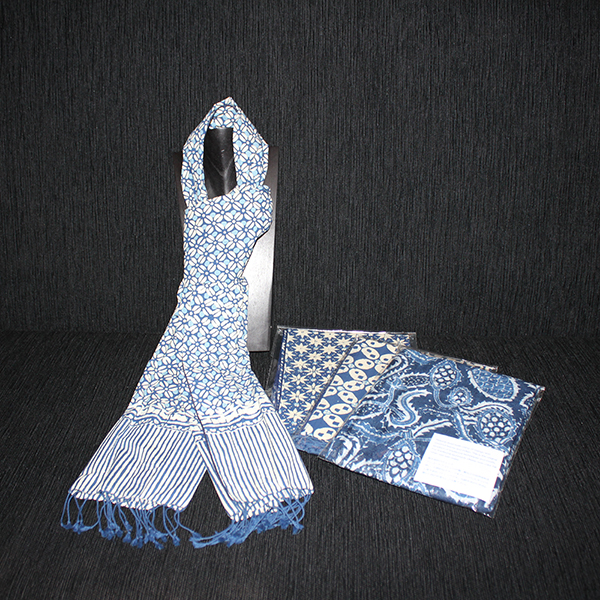hou hou scarf and dress 9