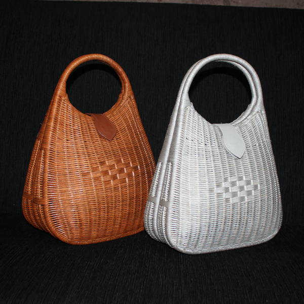 petile selection rattan and pandan bag 1