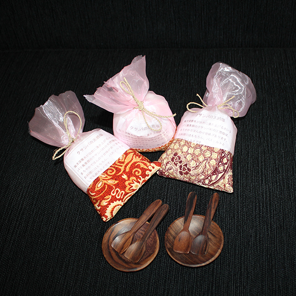 petile selection souvenirs 17